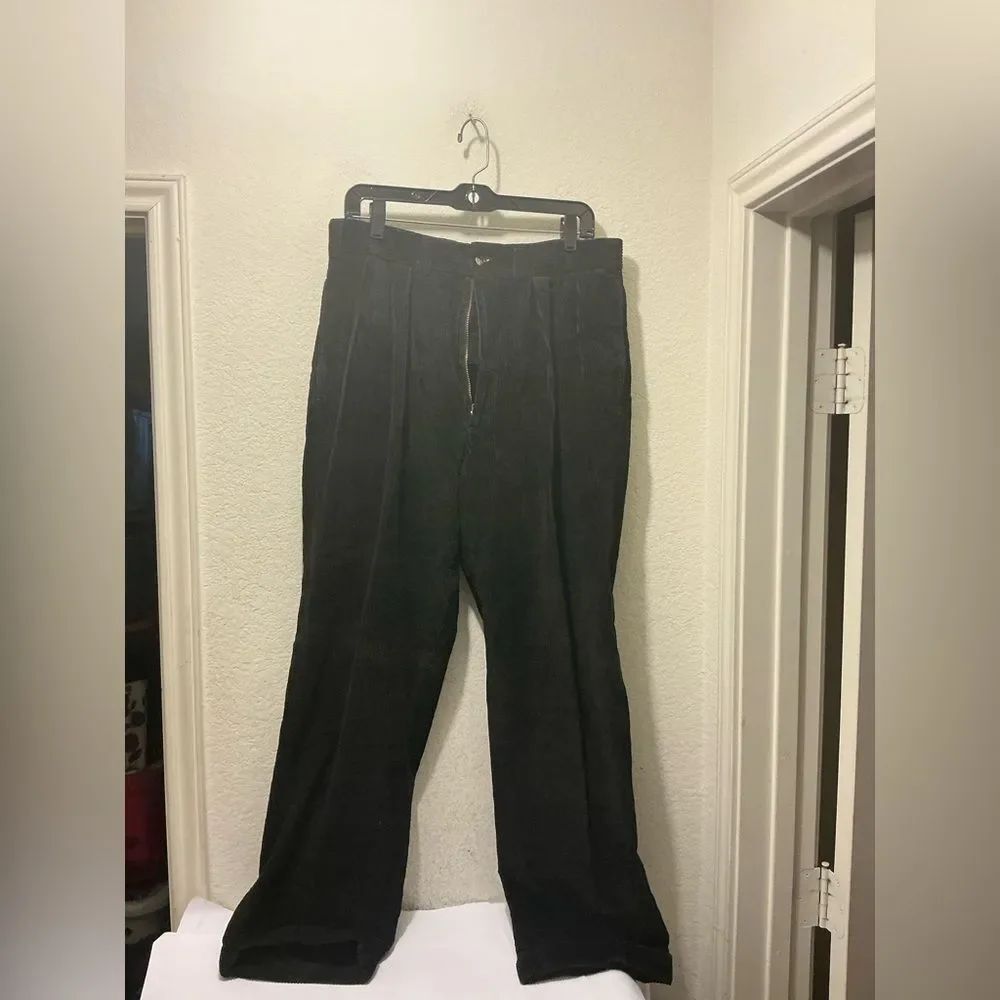 Bills Khakis Corduroy Pants Men's Size 34x28 Made in USA Imported Fabric